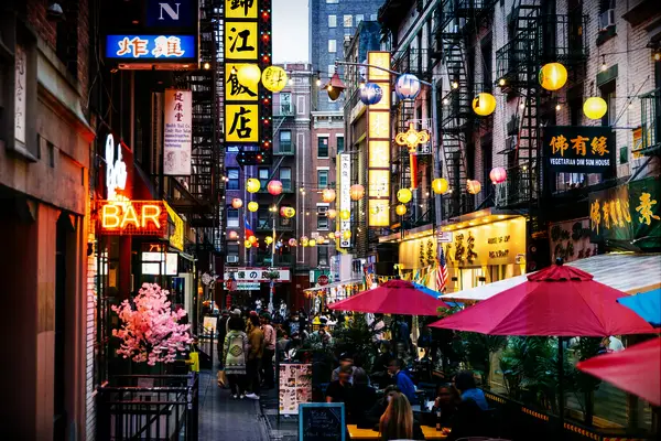 NYC Bachelorette Party Idea - Explore Chinatown