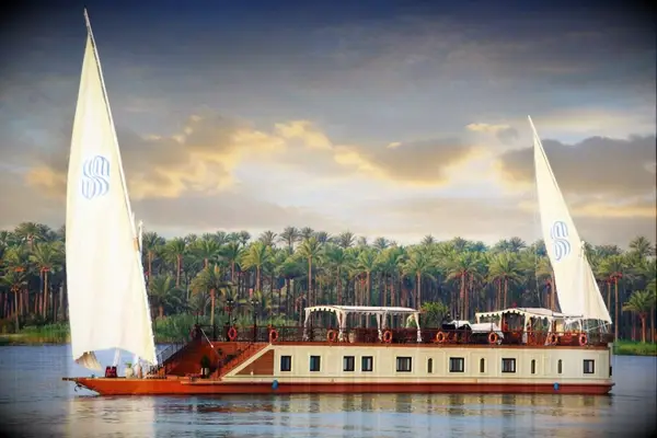 Extraordinary Journeys cruise ship