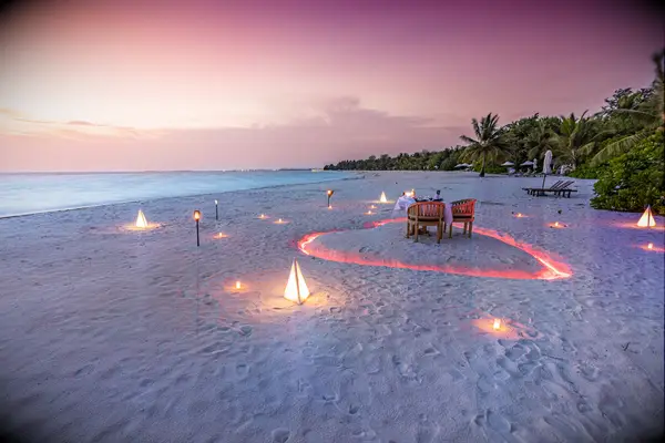 Romantic Sunset Captions for Honeymooners - a romantic sunset on the beach