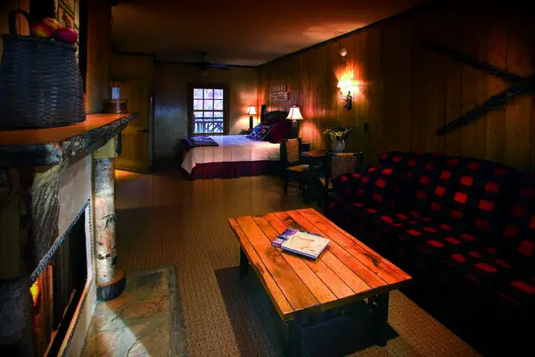 A cozy stay at The Lodge at Buckberry Creek