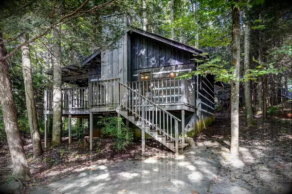 A romantic getaway at Dancing Bear Lodge