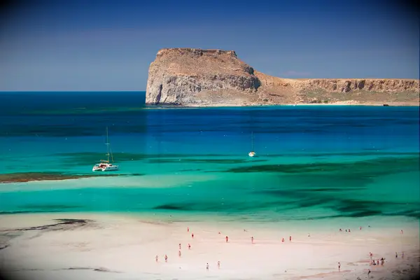 Gorgeous beach views in Crete, Greece